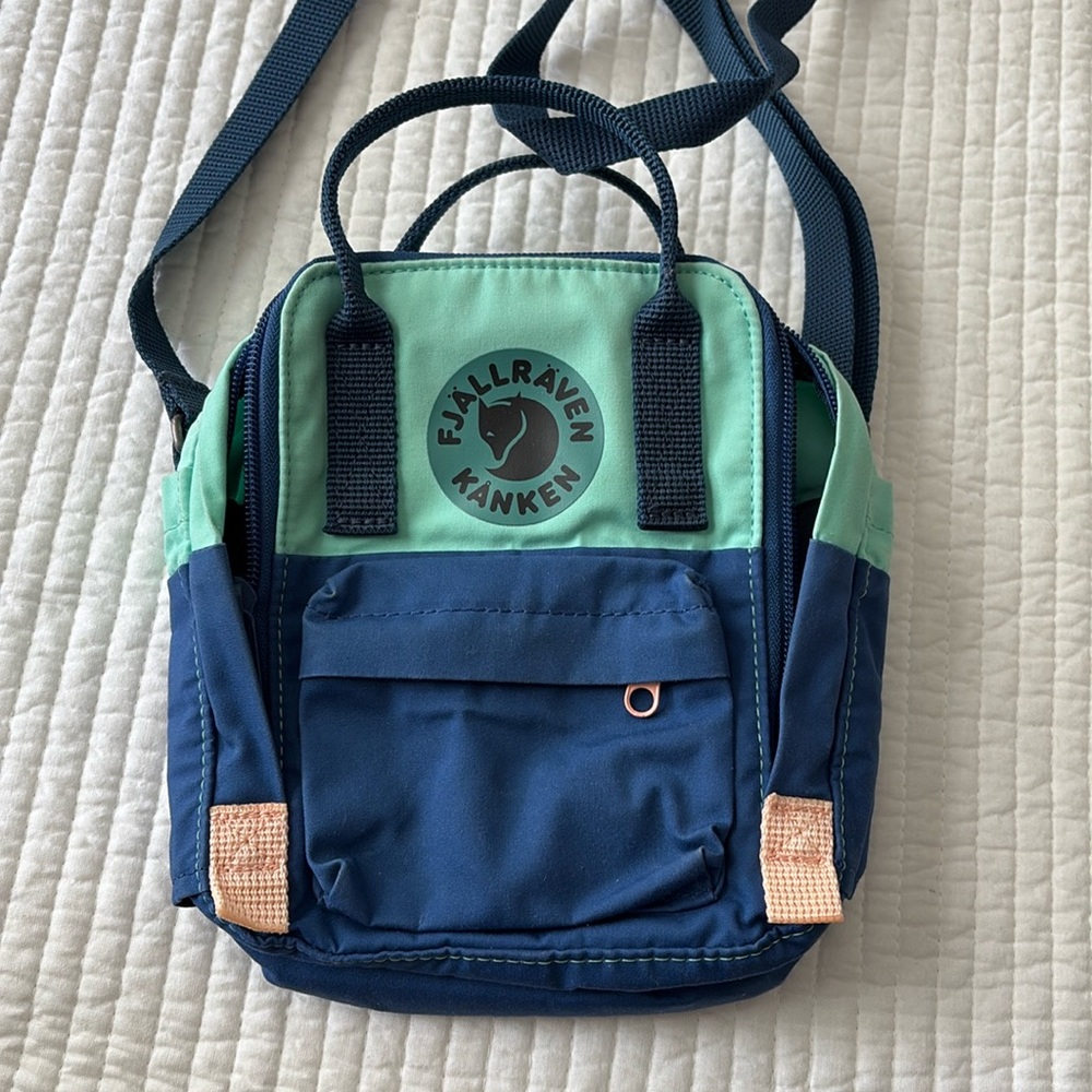 Fjallaraven Kanken Sling Crossbody